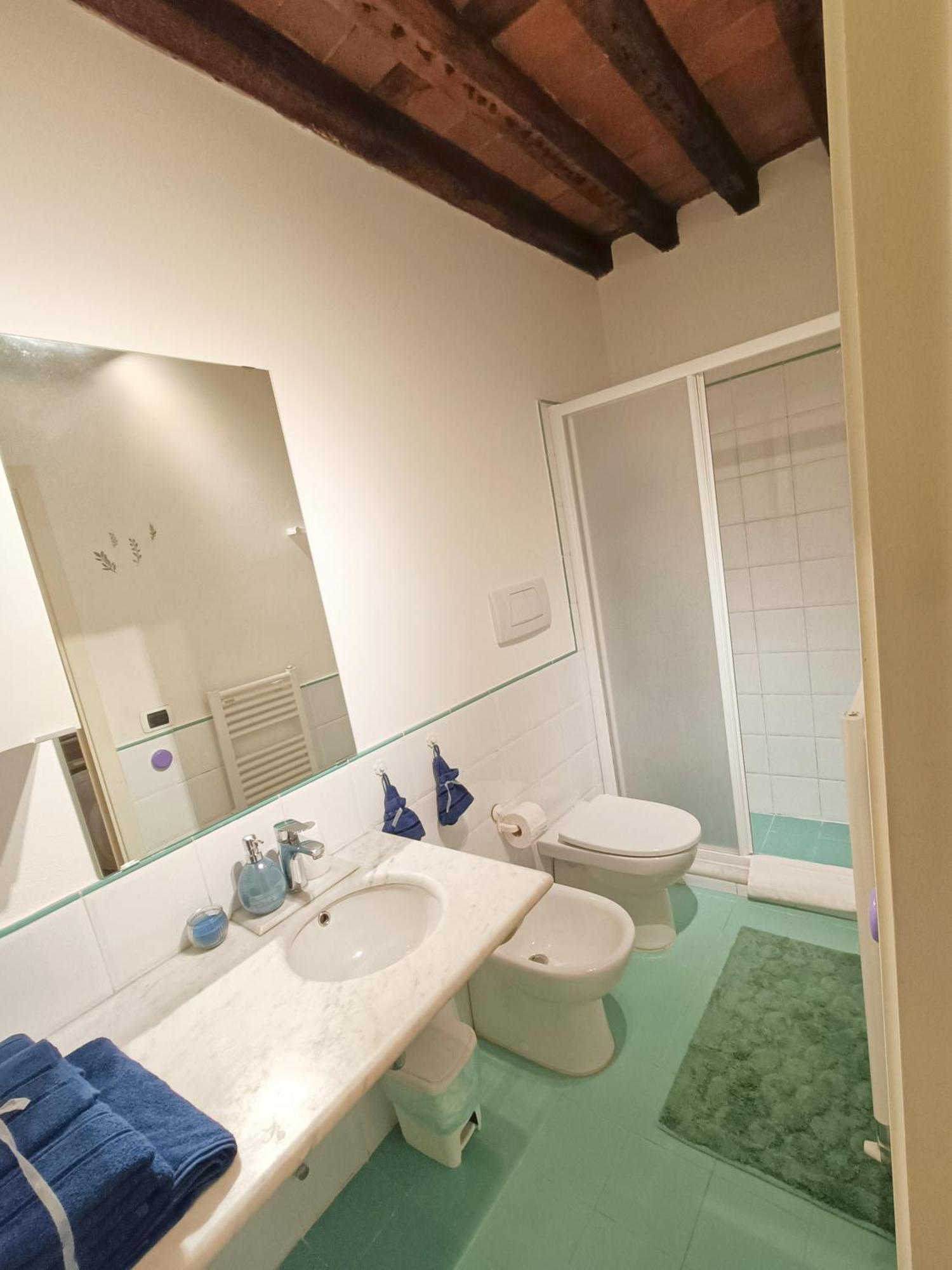 Il Giardino Segreto Apartment Лука Екстериор снимка