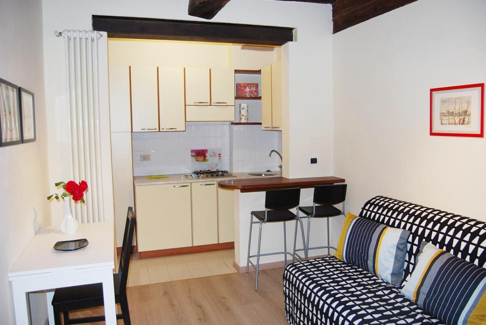 Il Giardino Segreto Apartment Лука Екстериор снимка