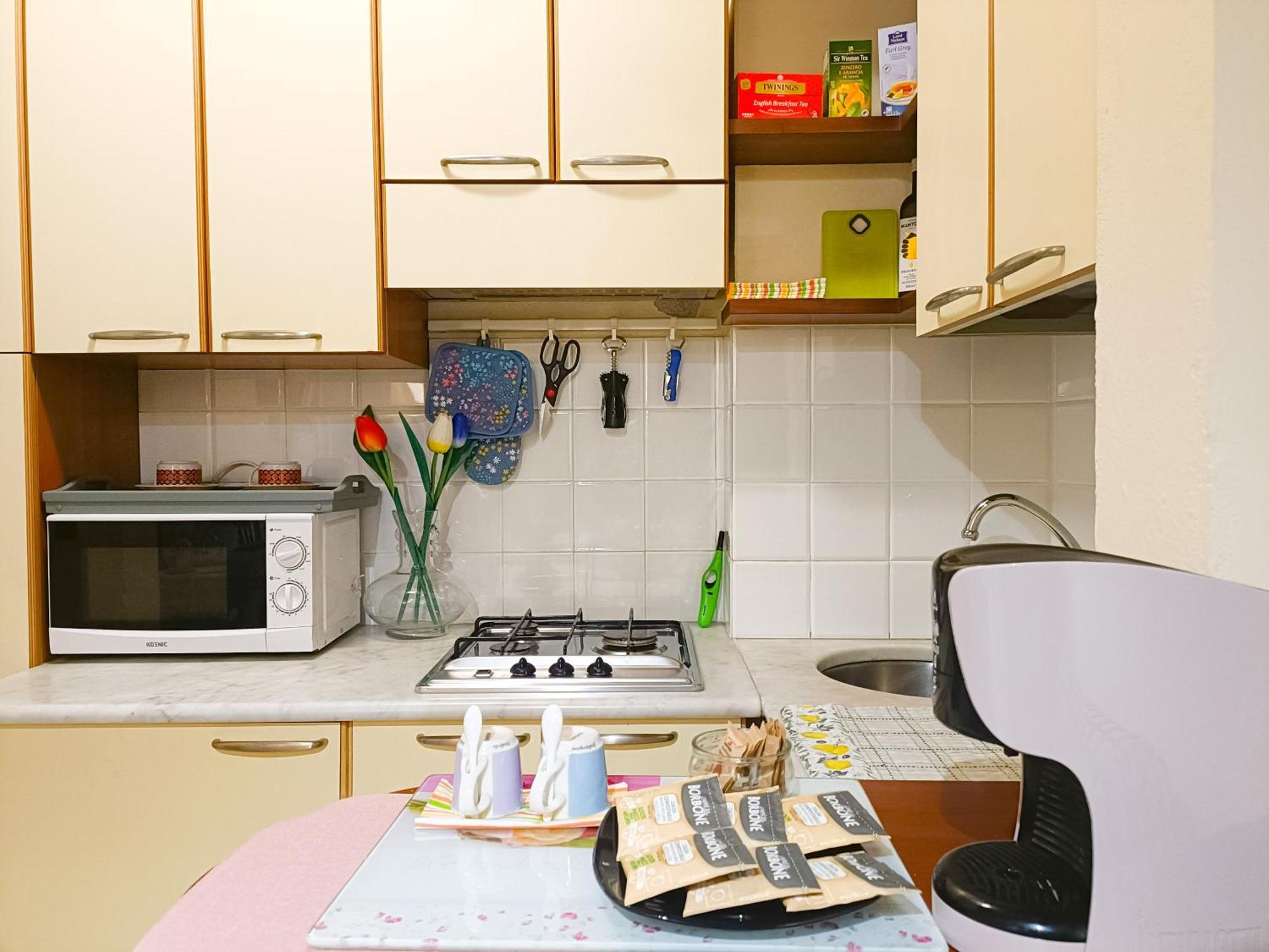 Il Giardino Segreto Apartment Лука Екстериор снимка